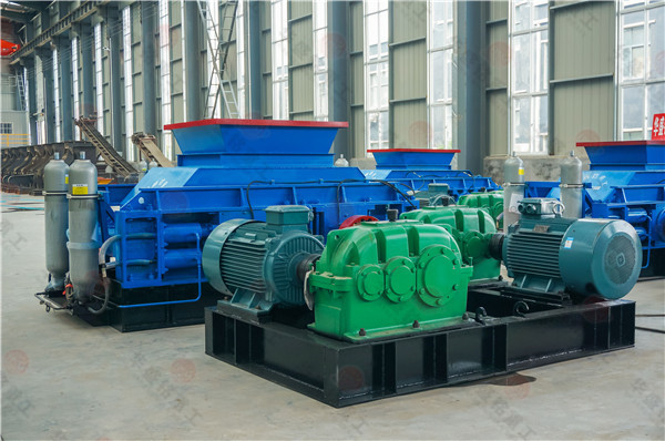 時產(chǎn)200噸的重晶石制砂機結(jié)構(gòu)優(yōu)勢